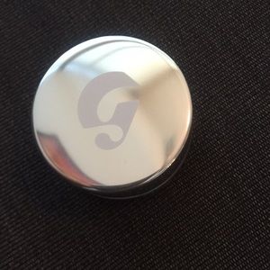 Glossier Stretch Concealer in Light/Claire